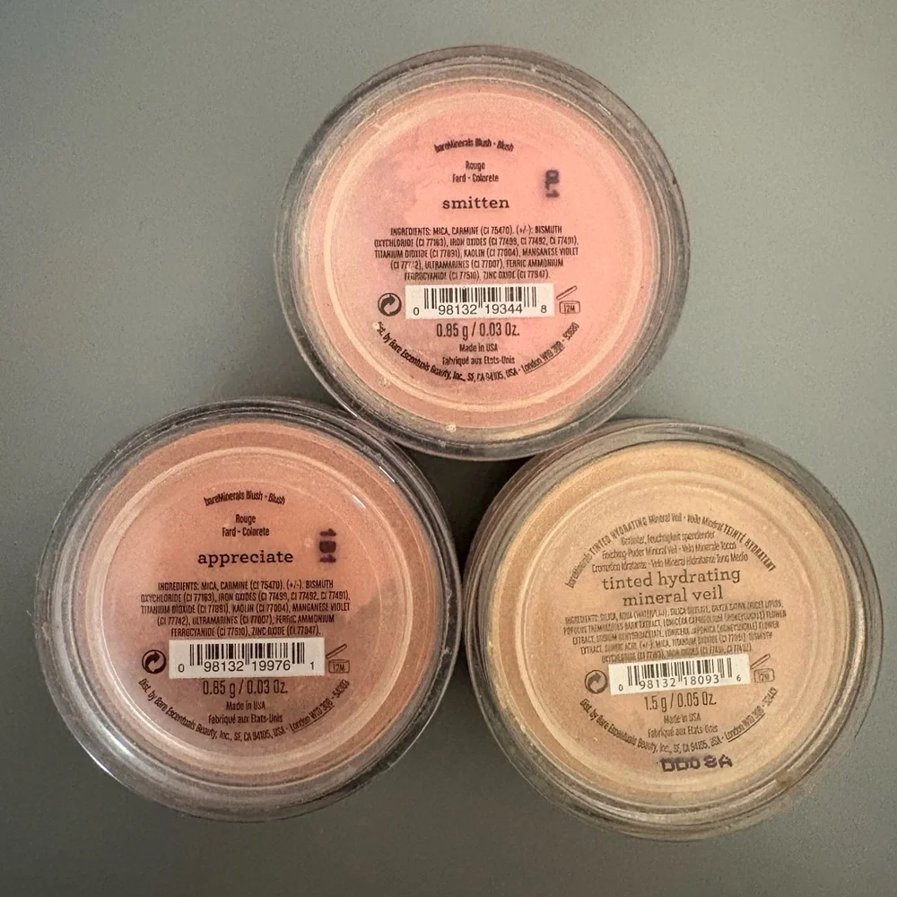 bareMinerals Trio Loose Powders – Pink, Peach & Beige Shades